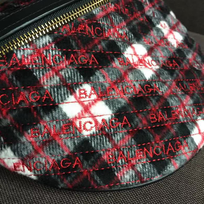 BALENCIAG巴黎世家 半月腰包 進口絨布 滿飾Balenciaga標識提花  BL1808